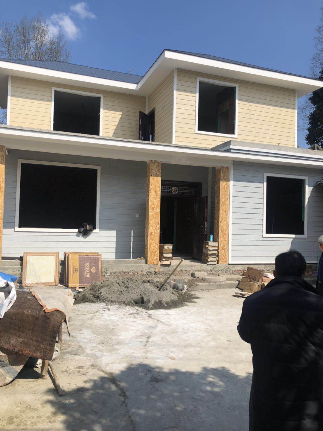 新型轻钢结构别墅房屋实拍图