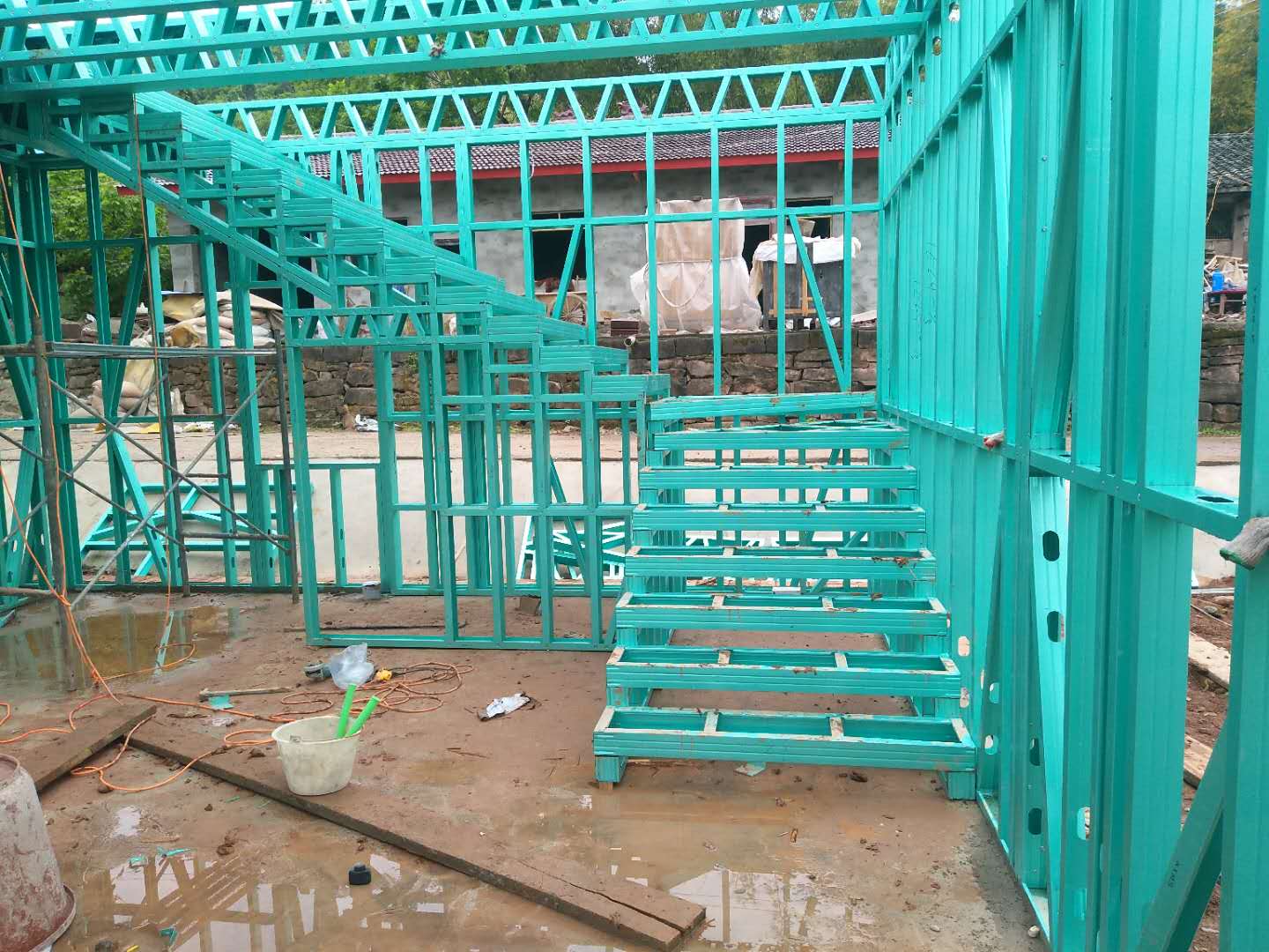 崇州轻钢龙骨搭建