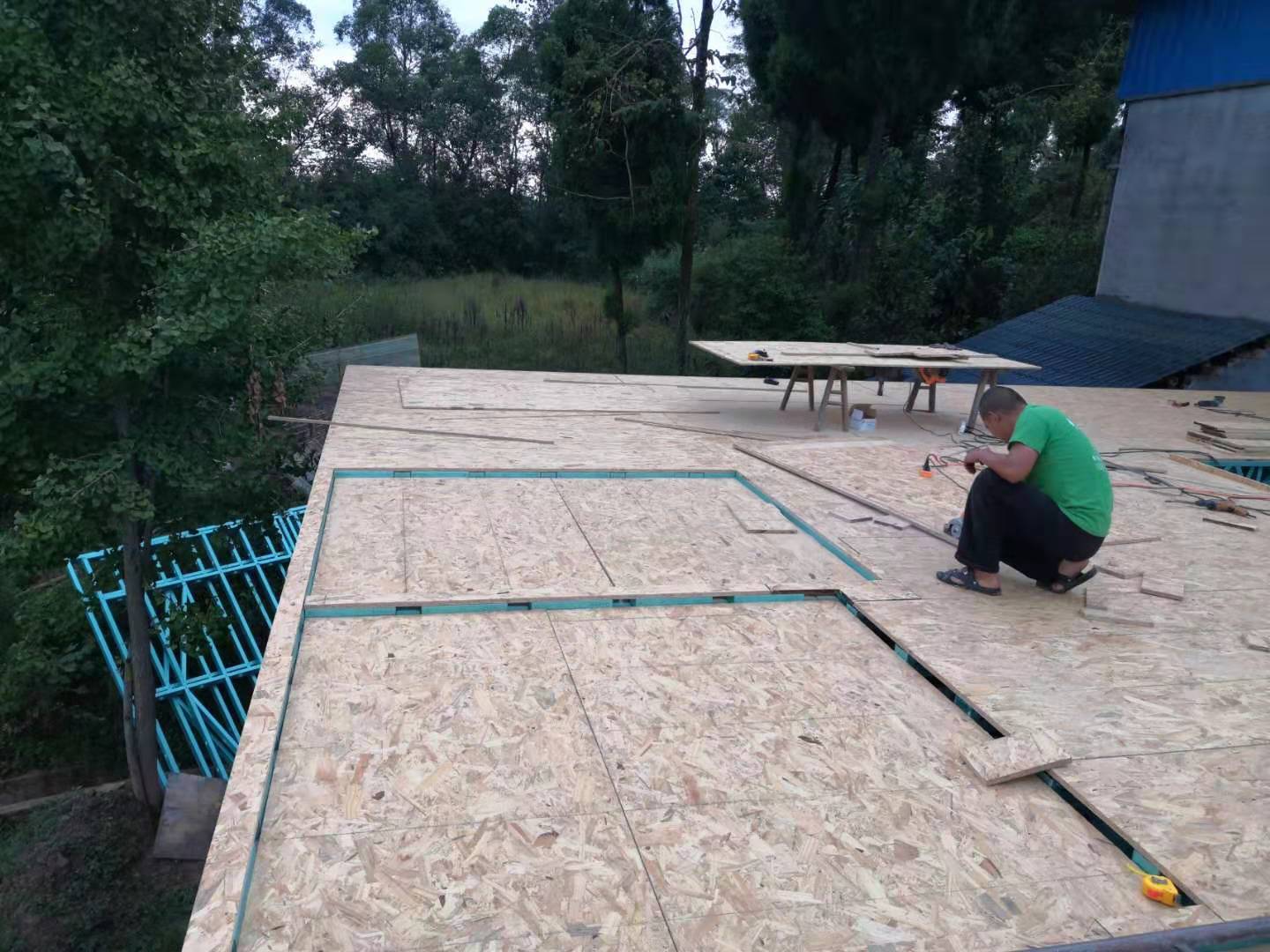 在建集装箱别墅 